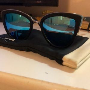 Quay My Girl sunglasses-reflective blue and green